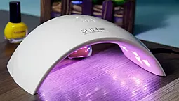 15 parasta geelilakkakuivauslamppua AliExpress 2020:lta