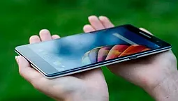 15 telefon pintar 6 inci terbaik