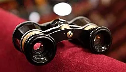5 best theater binoculars