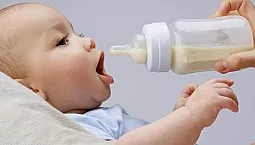 10 meilleurs mélanges contre la constipation et les coliques pour les nouveau-nés