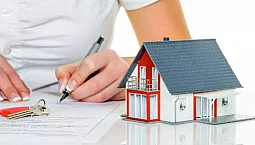 10 beste eiendomsmeglere i Moskva