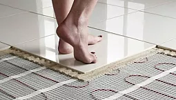 10 bästa tillverkarna av varmvattengolv