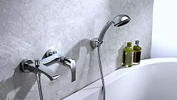 10 conseils pour choisir un robinet de bain