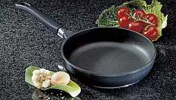 10 най-добри тигана с незалепващо покритие