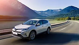 Cele mai bune 10 uleiuri pentru Toyota RAV4