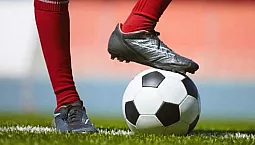 أفضل 15 حذاء كرة قدم