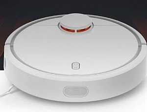 Xiaomi Mi Robot Vacuum Cleaner è un modello di successo di un robot aspirapolvere
