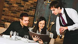 Τα 10 καλύτερα εστιατόρια στη Σαμάρα