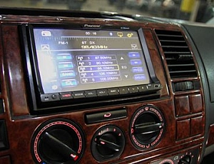 10 geriausių radijo imtuvų su navigatoriumi