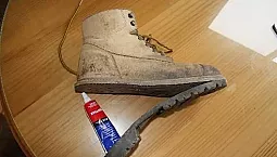 Top 10 adezivi pentru încălțăminte