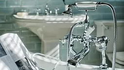 10 pengeluar paip teratas