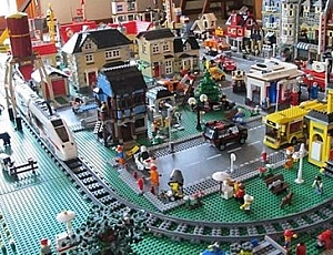 10 suurinta LEGO palikkaa