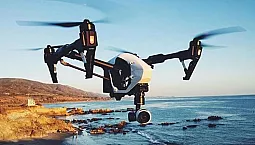 5 unikaliausi 2018 m. kvadrokopteriai