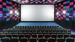 سینٹ پیٹرزبرگ میں 10 بہترین سینما گھر