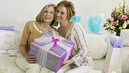 10 originalnih darova za ženu 50 godina