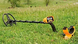 10 החנויות המקוונות הטובות ביותר של גלאי מתכות