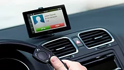 5 parasta handsfree-laitetta autoihin