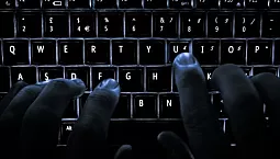 5 parimat taustvalgustusega klaviatuuri