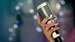 10 legjobb zenei központ karaokeval