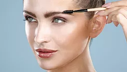 أفضل 10 ماسكارا للحواجب