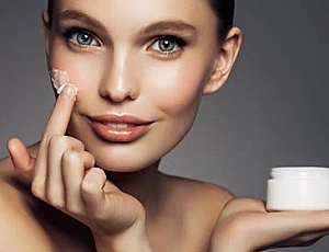 5 parasta kasvovoidetta Loreal