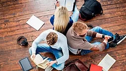 نوعمروں کے لیے 10 بہترین کتابیں۔