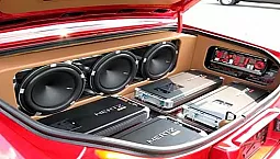 10 geriausių automobilių stiprintuvų