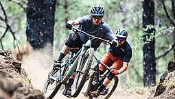 10 bästa mountainbikes under 30 000 rubel