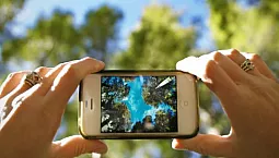 10 pinakamahusay na smartphone na may magandang camera sa ilalim ng 10,000 rubles