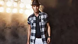 শীর্ষ 5 পুরুষদের শার্ট ব্র্যান্ড