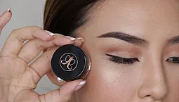 10 cele mai bune pomade pentru sprâncene