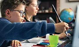 10 בתי הספר הטובים ביותר לציור באינטרנט