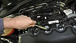 5 geriausios „Lada Vesta“ uždegimo žvakės