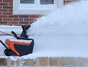 10 Best Electric Snow Blowers