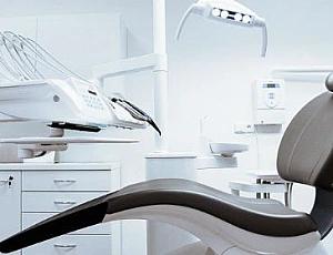 10 bedste tandklinikker i Irkutsk