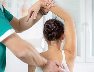 5 legjobb gerinckezelési klinika Szentpéterváron