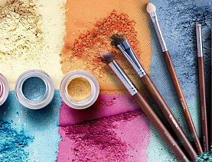 10 nejlepších luxusních očních stínů