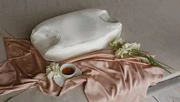 Las 8 mejores almohadas antiarrugas