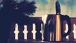 10 meilleures bouilloires électriques en métal