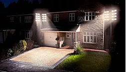 10 parasta ulkovalaisinta