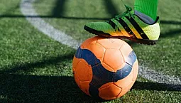 10 أفضل مئويات كرة القدم