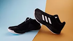 10 най-добри мъжки маратонки за лятото от Adidas