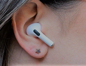 10 najboljših analogov AirPods Pro