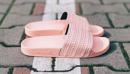 10 melhores slides femininos Adidas