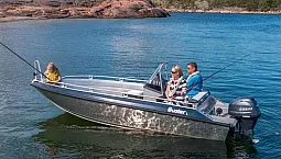 최대 50마력의 최고의 선외 모터 10개 와 함께.