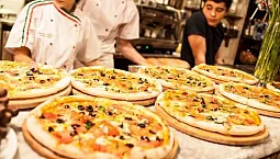 10 meilleures pizzerias à Novossibirsk avec livraison à domicile