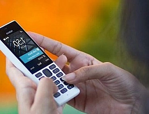 10 funkčních telefonů s nejvýkonnější baterií v roce 2021