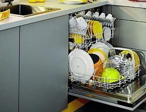 Bosch, Electrolux eller Siemens - jämförelse av de bästa 45 cm inbyggda diskmaskinerna