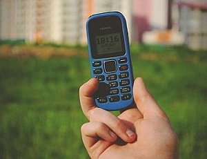 10 nejlevnějších funkčních telefonů roku 2021