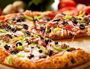 10 bästa pizzeriorna i Jekaterinburg med hemleverans